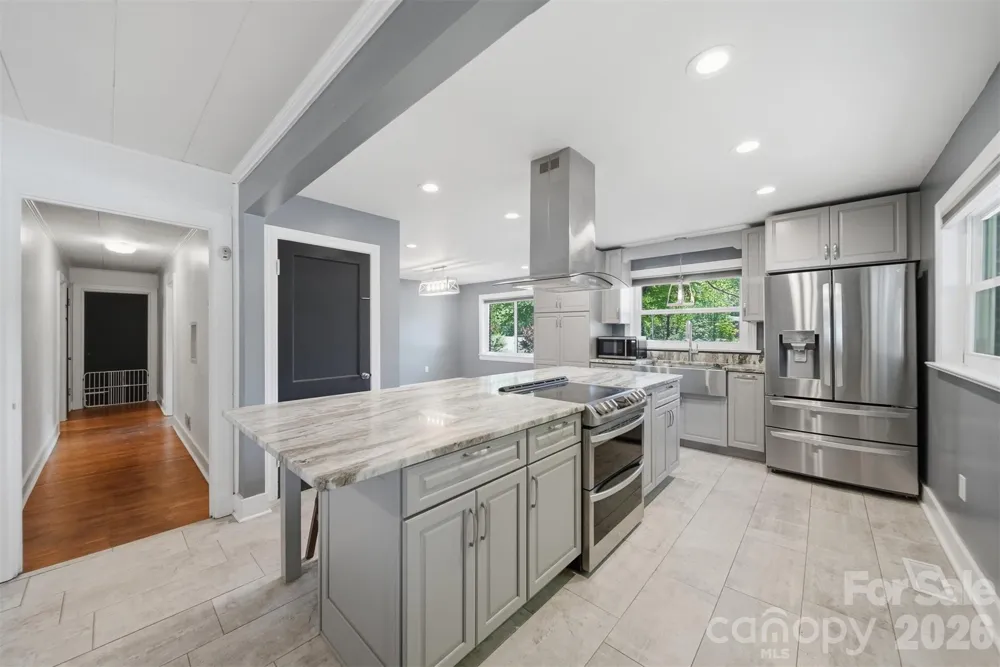 1822 Blowing Rock Boulevard Lenoir, NC 28645