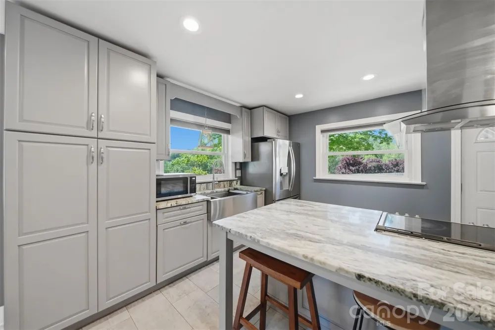1822 Blowing Rock Boulevard Lenoir, NC 28645