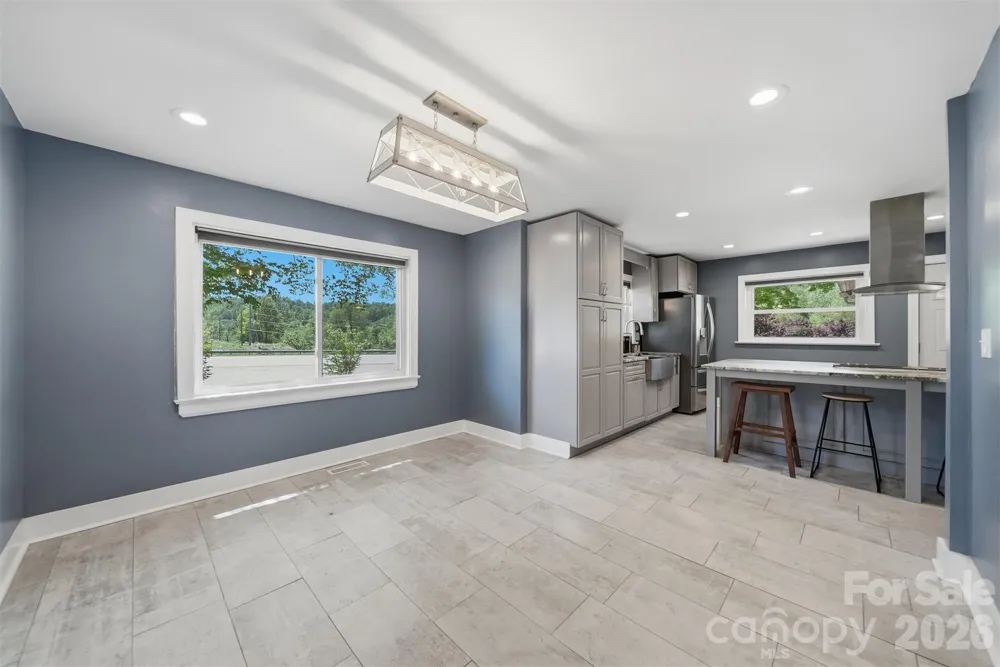 1822 Blowing Rock Boulevard Lenoir, NC 28645