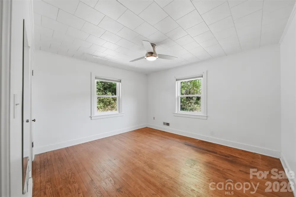1822 Blowing Rock Boulevard Lenoir, NC 28645