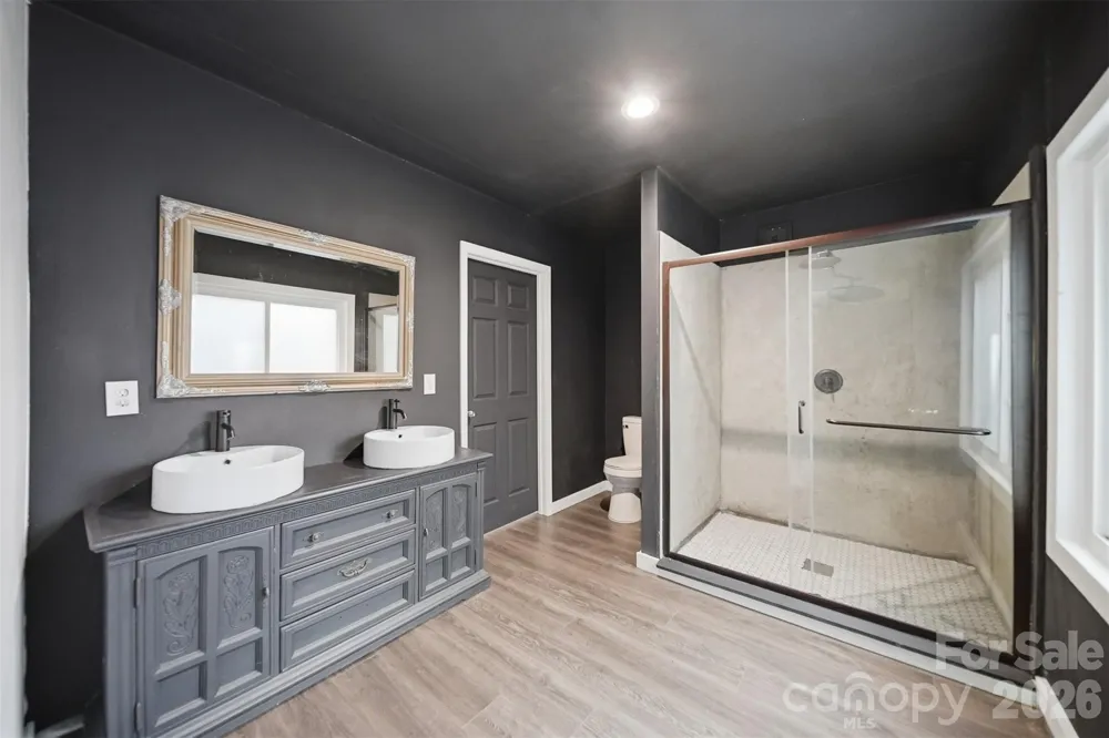 1822 Blowing Rock Boulevard Lenoir, NC 28645