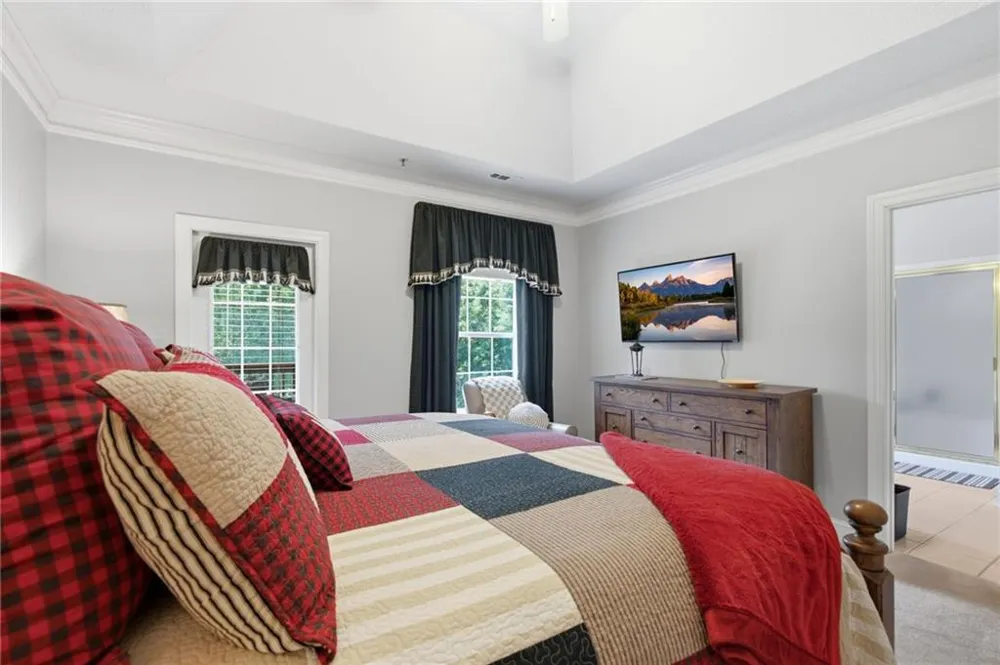 92 Gleneagle Court #302B Clayton, GA 30525