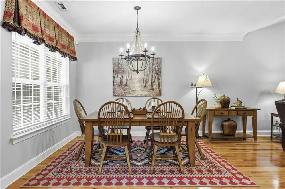 92 Gleneagle Court #302B Clayton, GA 30525