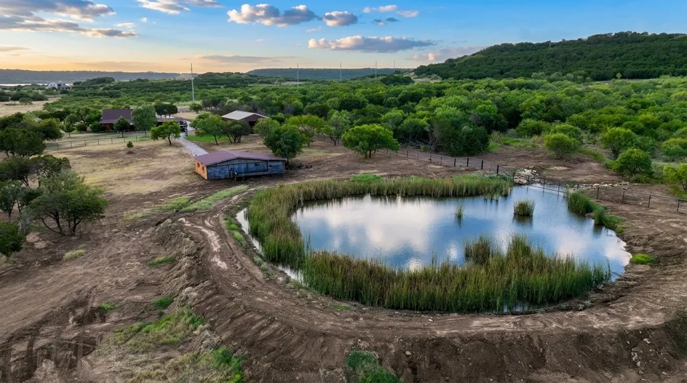 1222 Canyon Wren Loop Possum Kingdom Lake, TX 76449