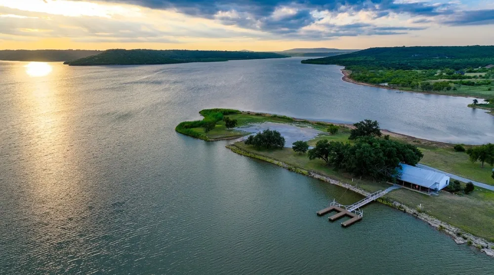 1222 Canyon Wren Loop Possum Kingdom Lake, TX 76449
