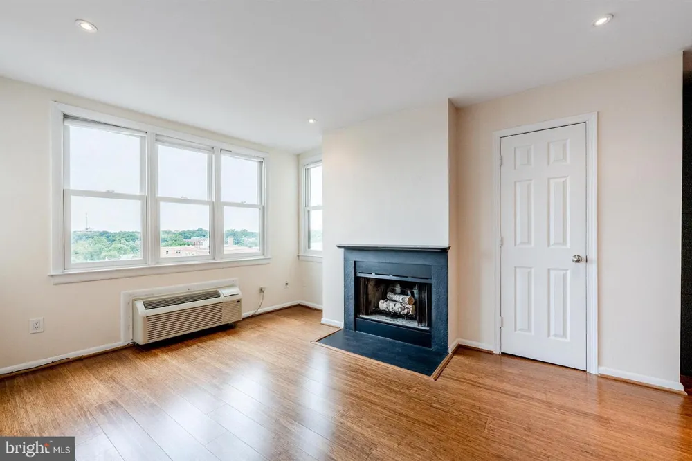 3217 WISCONSIN AVENUE NW #6A Washington, DC 20016