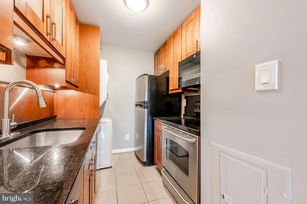 3217 WISCONSIN AVENUE NW #6A Washington, DC 20016
