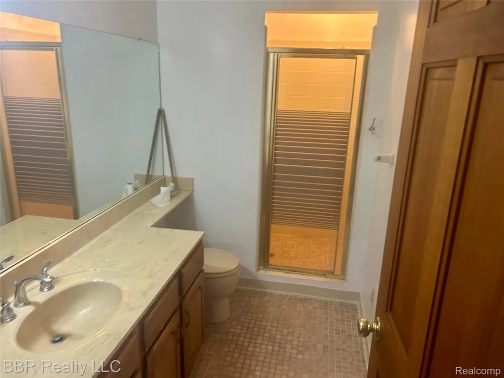 30620 Bayview Gibraltar City, MI 48173