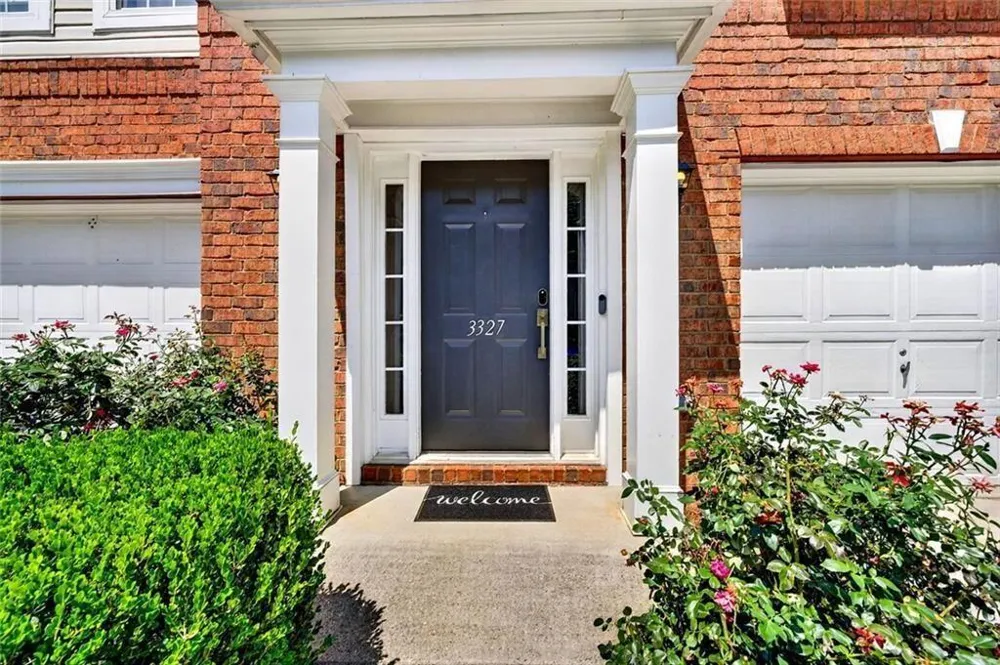 3327 Lathenview Court Alpharetta, GA 30004
