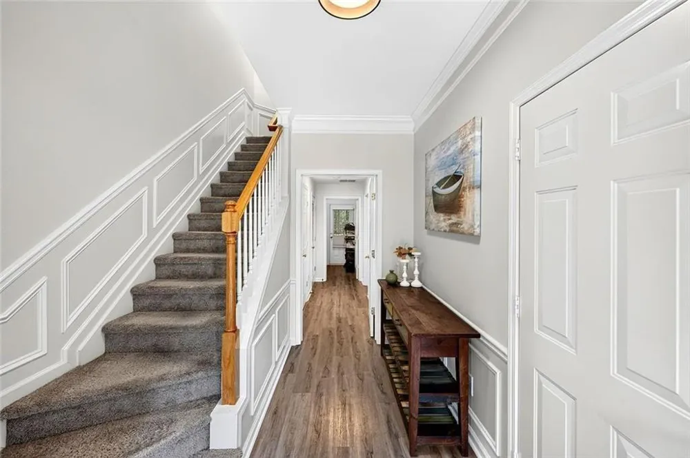 3327 Lathenview Court Alpharetta, GA 30004