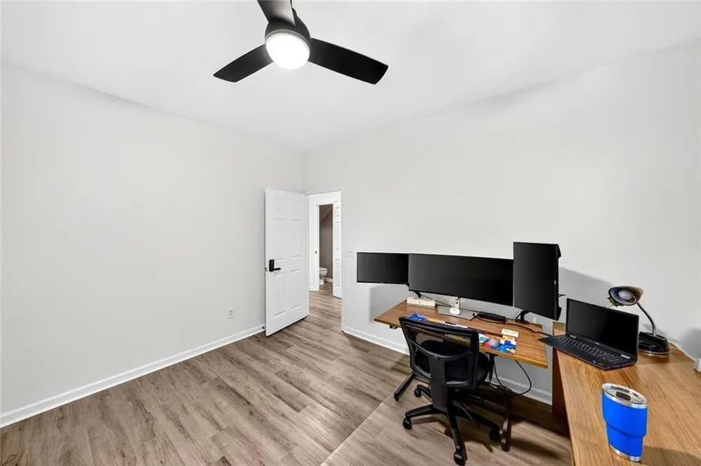 3327 Lathenview Court Alpharetta, GA 30004