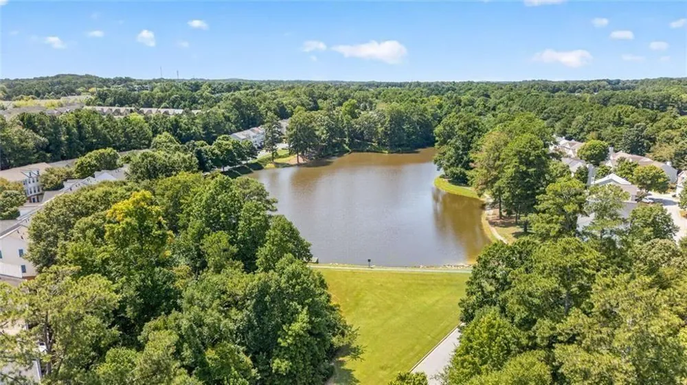 3327 Lathenview Court Alpharetta, GA 30004