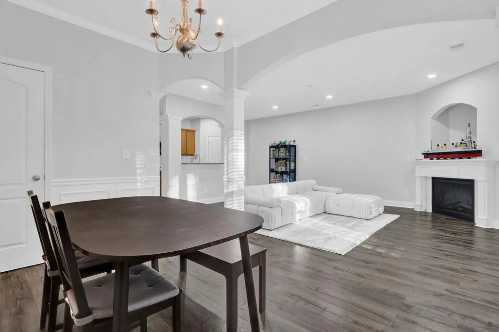 541 Woodland Park Terrace Lawrenceville, GA 30043