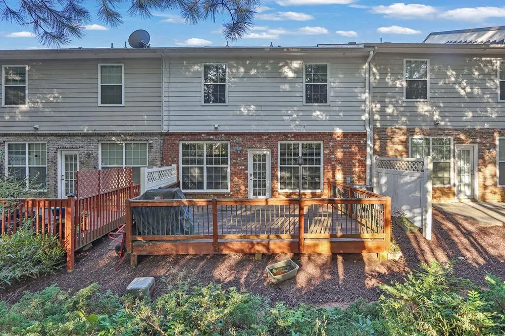 541 Woodland Park Terrace Lawrenceville, GA 30043