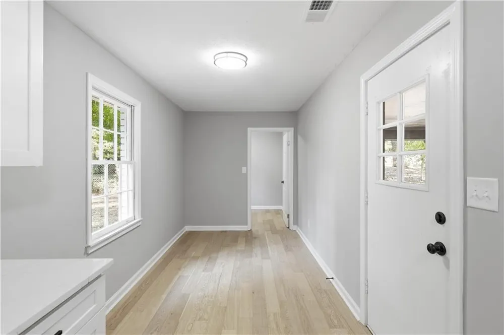 169 Robinhood Drive Newnan, GA 30263