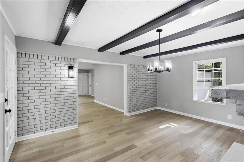169 Robinhood Drive Newnan, GA 30263