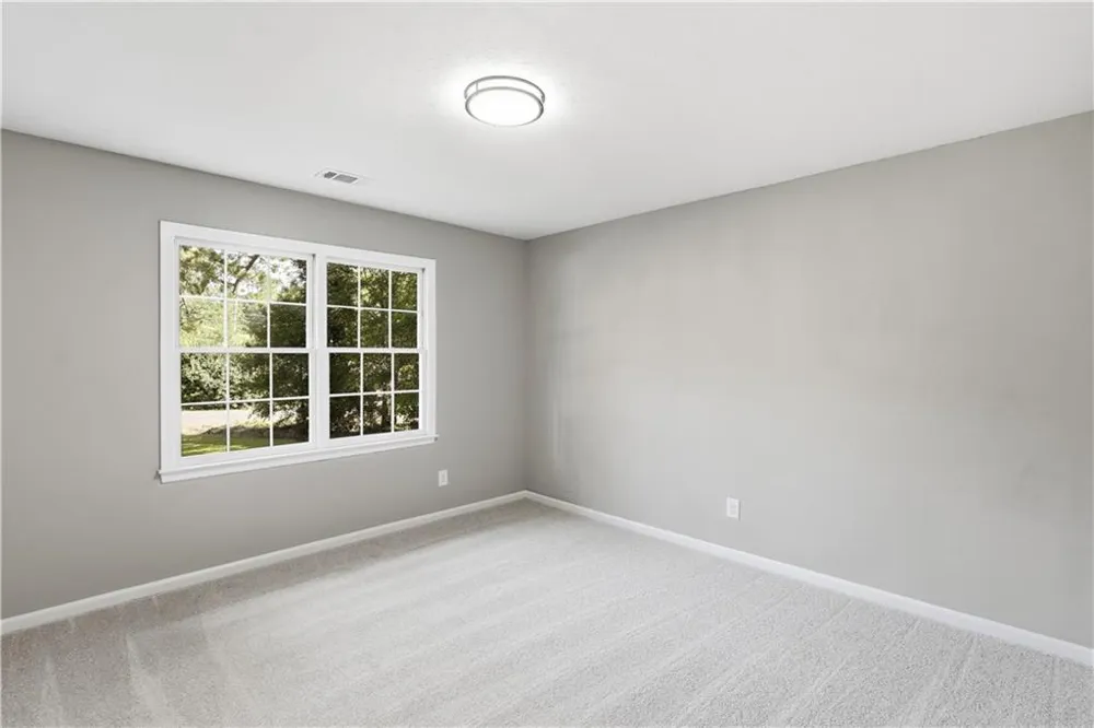 169 Robinhood Drive Newnan, GA 30263