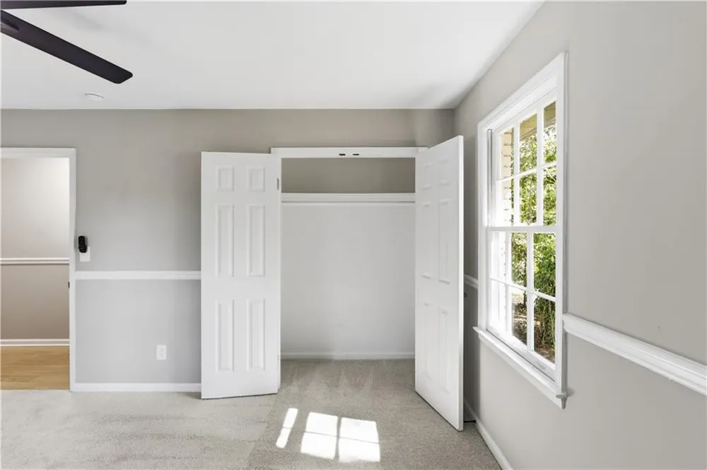 169 Robinhood Drive Newnan, GA 30263