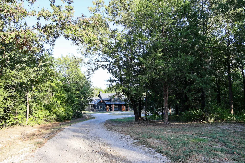 5541 Fm 1652 Grand Saline, TX 75140