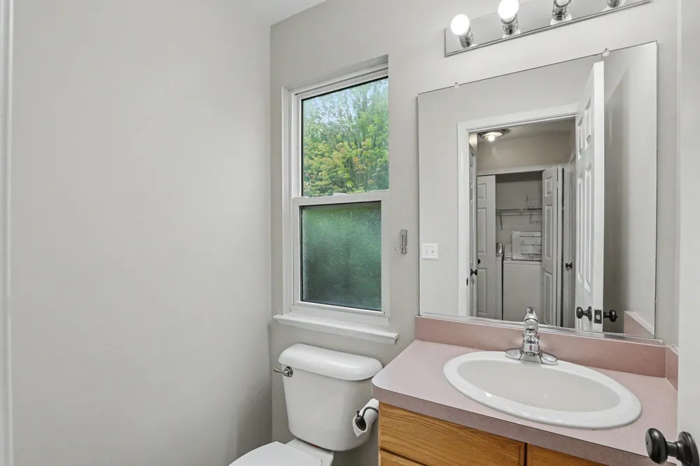 2138 Vail Court Ann Arbor, MI 48108
