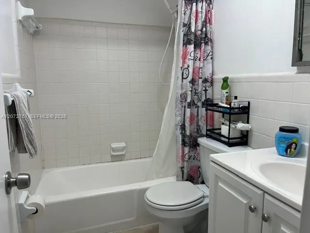 5610 NE 18th Ave #6 Fort Lauderdale, FL 33334