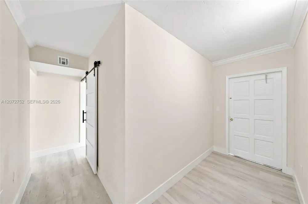 219 NW 10th Ave #APT #4 Miami, FL 33128