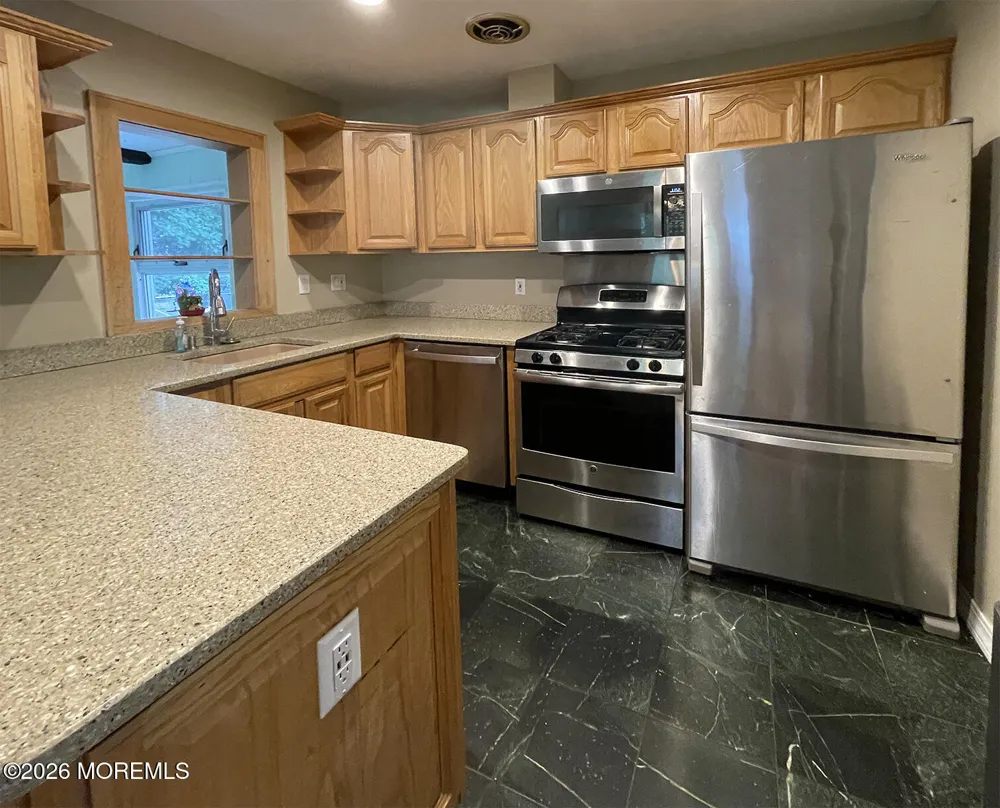 117 Sears Avenue Atlantic Highlands, NJ 07716