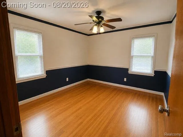 9976 Quandt Avenue Allen Park City, MI 48101
