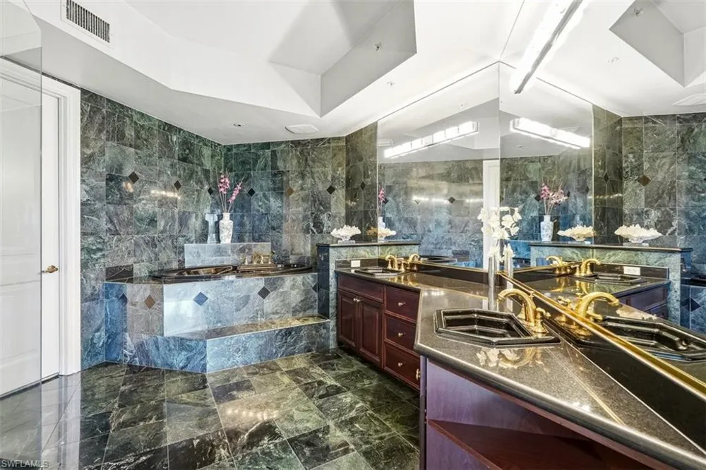 4801 Island Pond Court #801 Bonita Springs, FL 34134