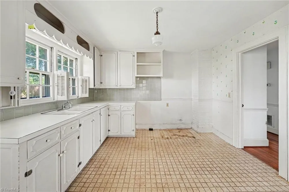 418 Felts Drive King, NC 27021