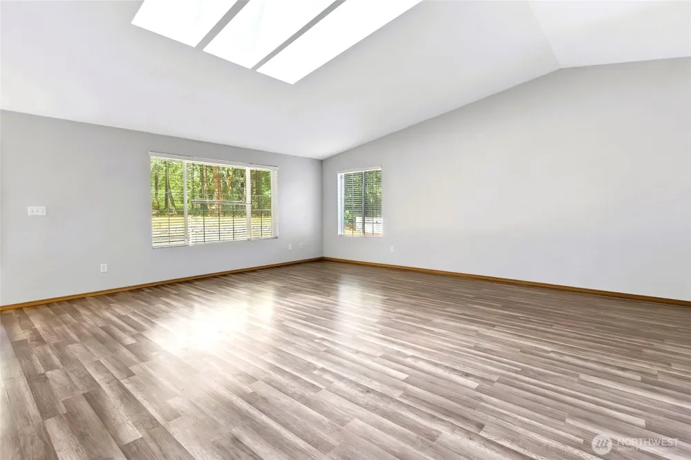 1671 Dickinson Avenue Shelton, WA 98584
