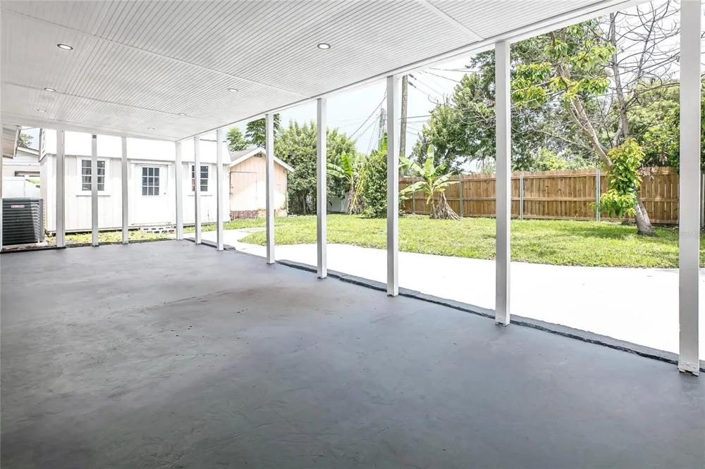 1842 PURITAN AVENUE Winter Park, FL 32792
