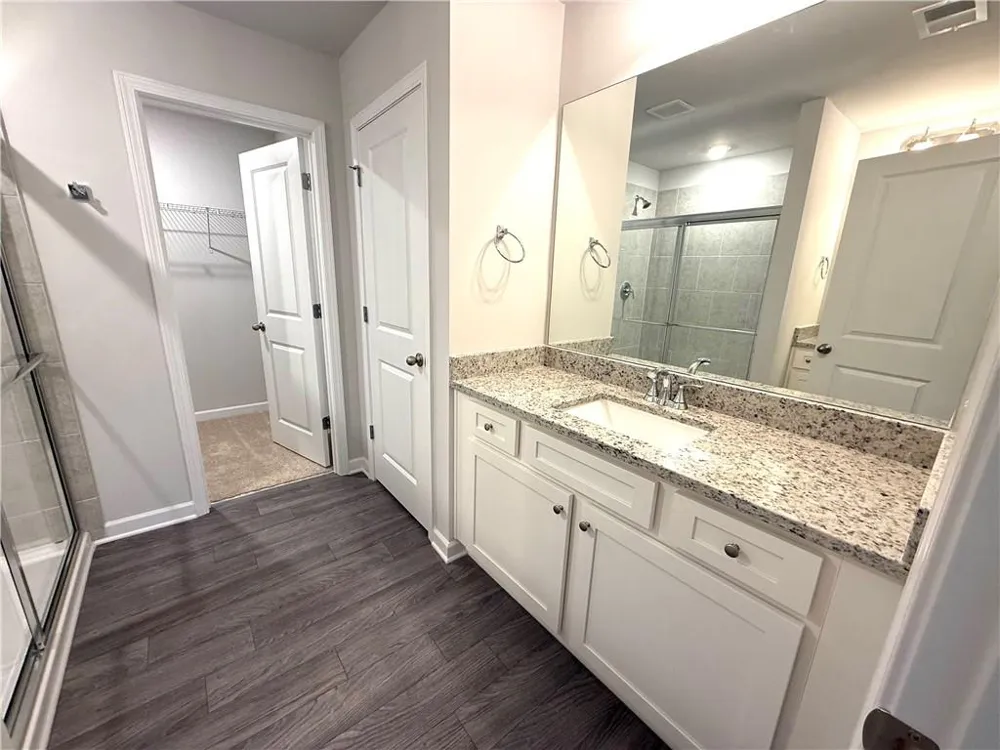 401 Lanier Circle Woodstock, GA 30189