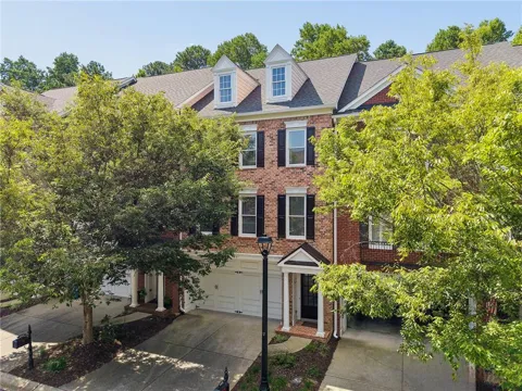 4305 Village Green Drive