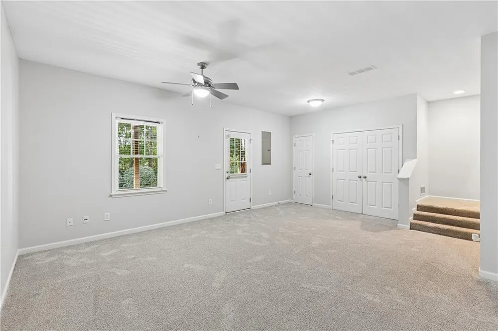 4305 Village Green Drive Roswell, GA 30075