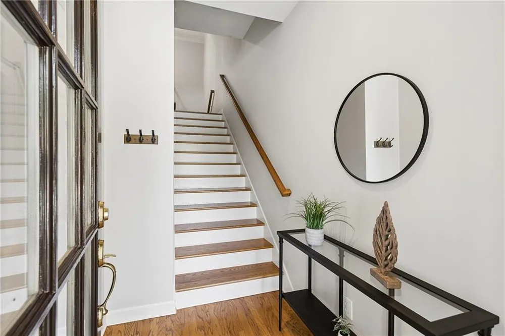 4305 Village Green Drive Roswell, GA 30075