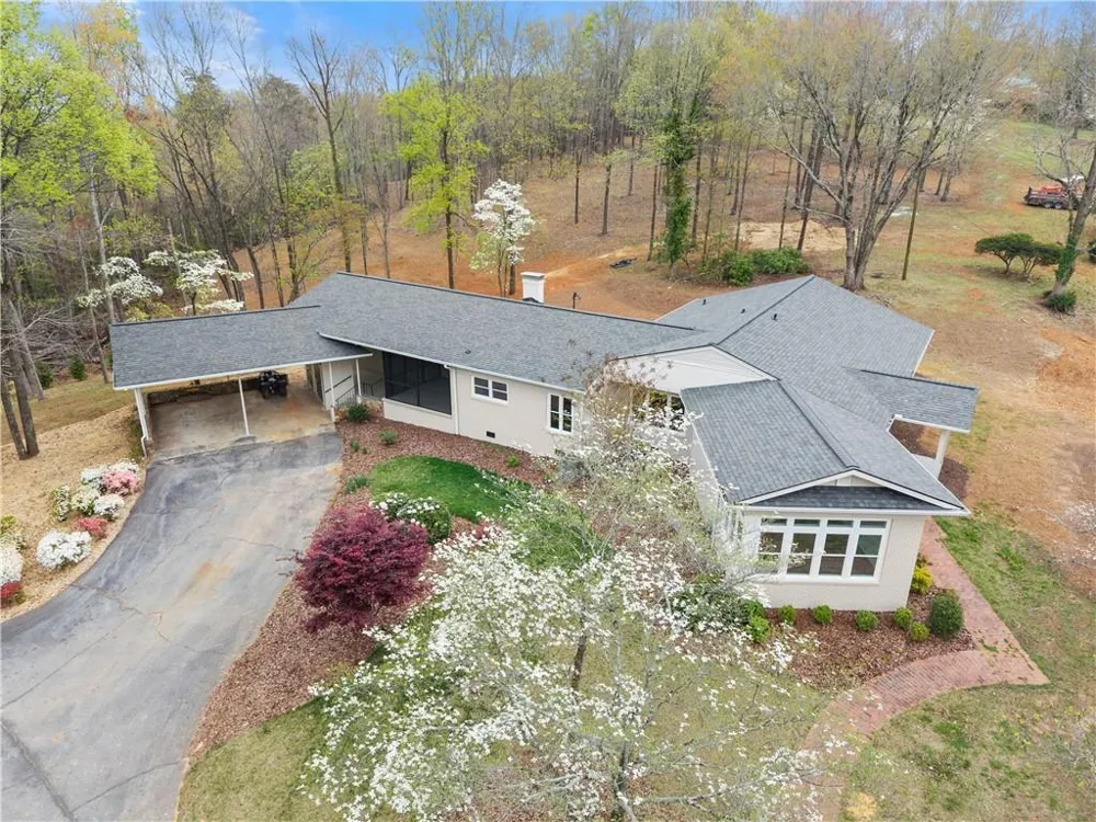 664 Chenocetah Drive Cornelia, GA 30531