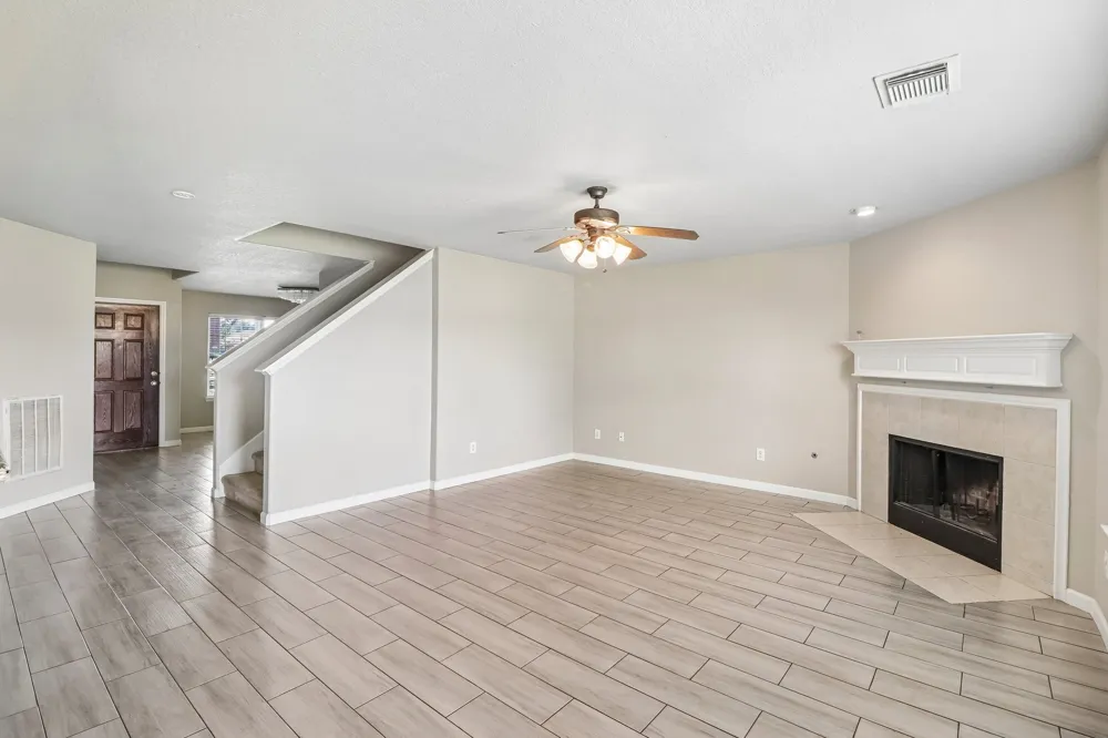 13914 Bonnetbriar Lane Sugar Land, TX 77498