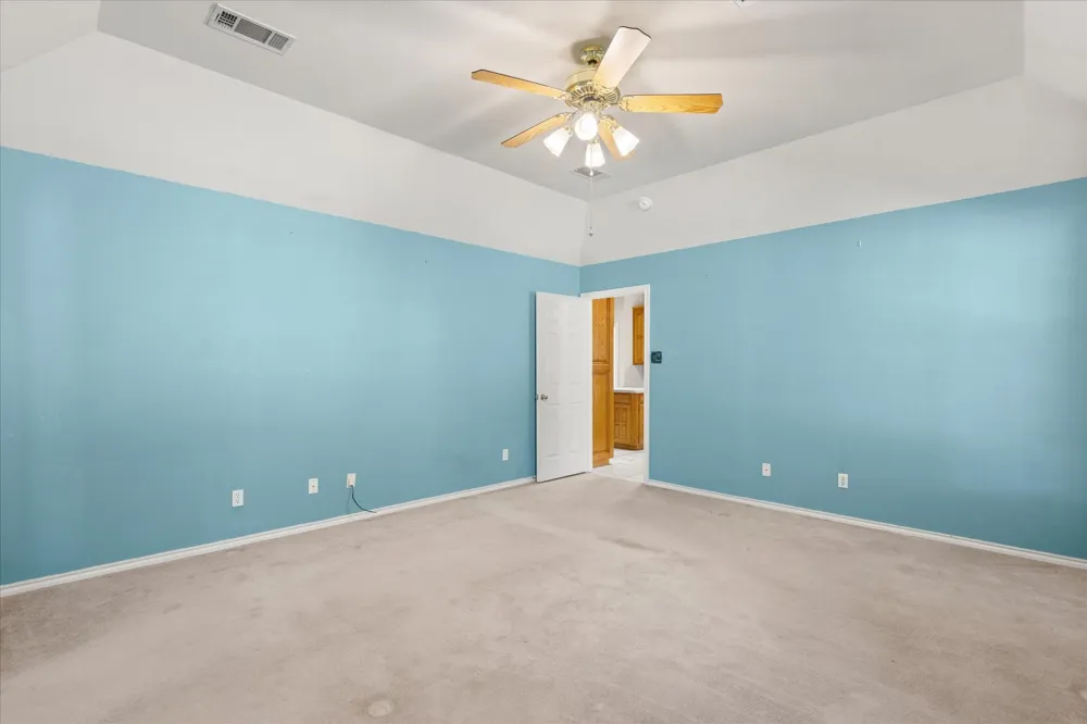 4201 E Bankhead Highway Weatherford, TX 76087