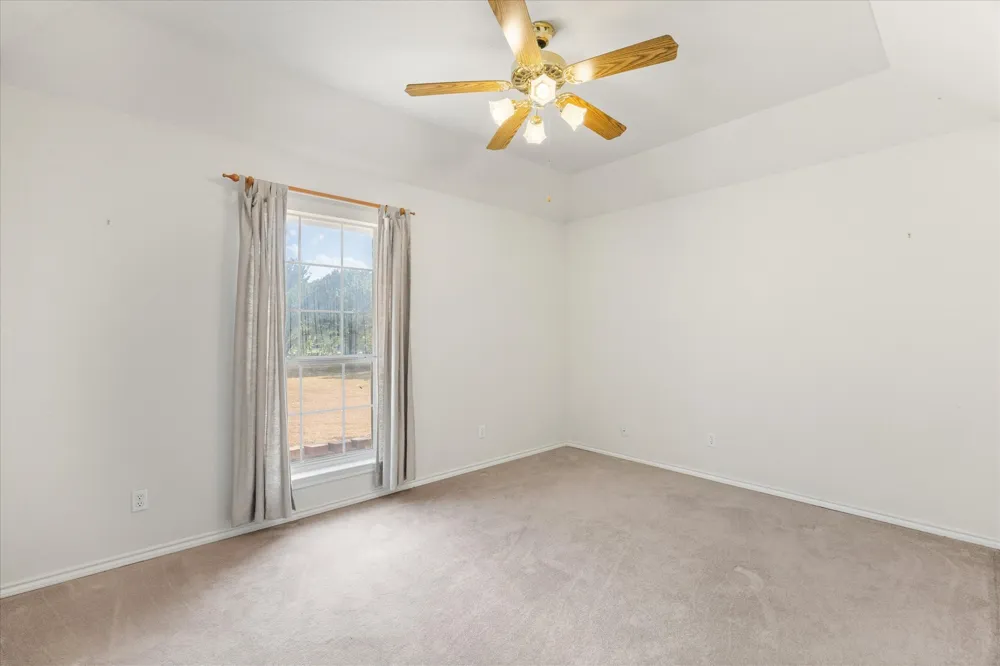 4201 E Bankhead Highway Weatherford, TX 76087