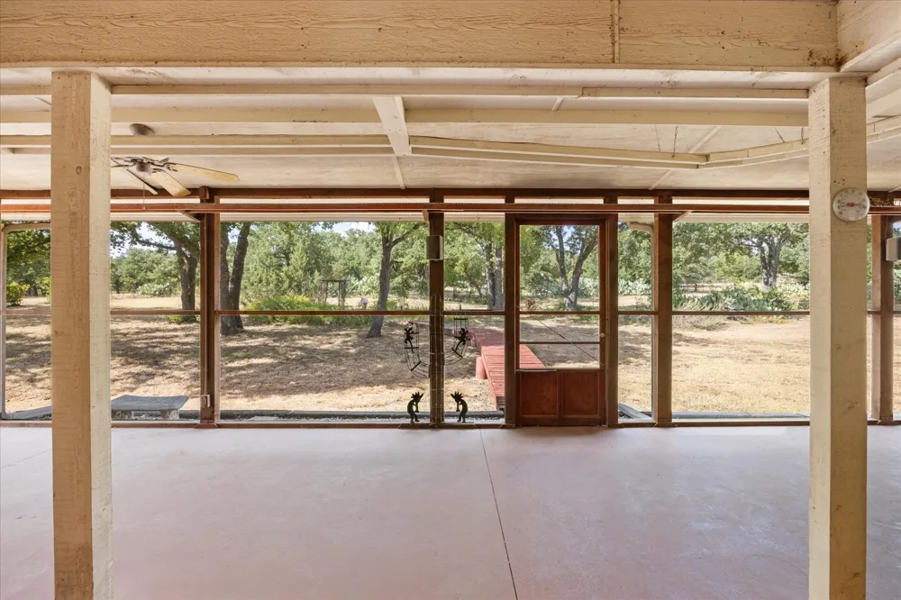 4201 E Bankhead Highway Weatherford, TX 76087