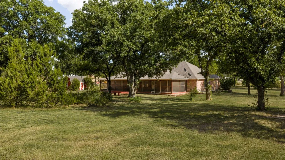 4201 E Bankhead Highway Weatherford, TX 76087