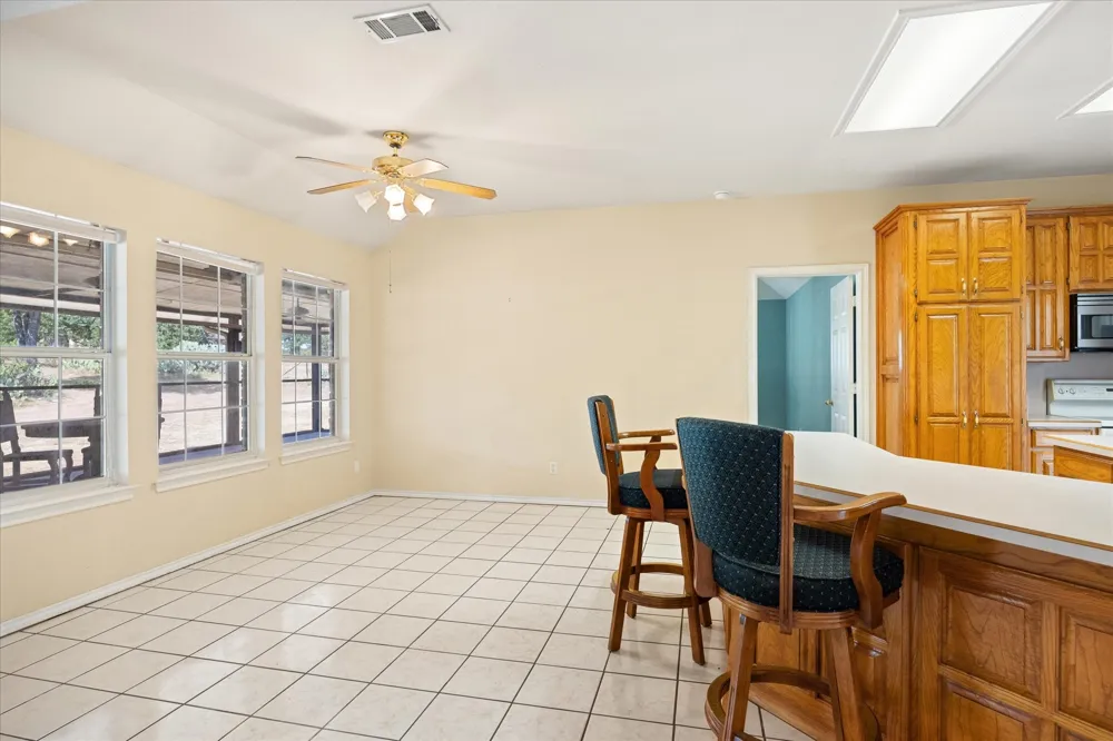 4201 E Bankhead Highway Weatherford, TX 76087