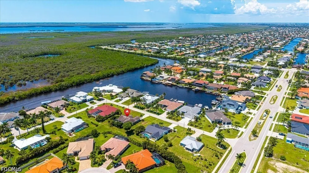 SW 43rd Lane Cape Coral, FL 33914