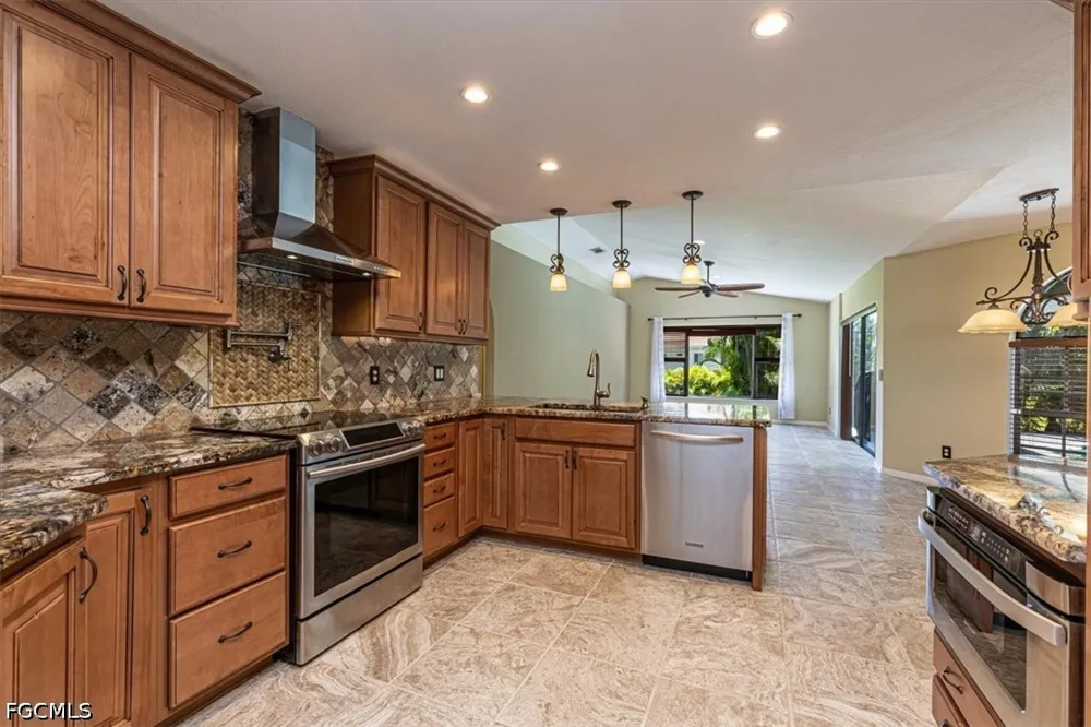 SW 43rd Lane Cape Coral, FL 33914