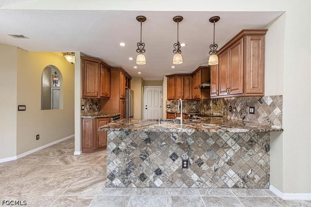 SW 43rd Lane Cape Coral, FL 33914