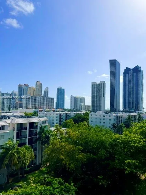 17021 Bay Rd #802 Sunny Isles Beach, FL 33160