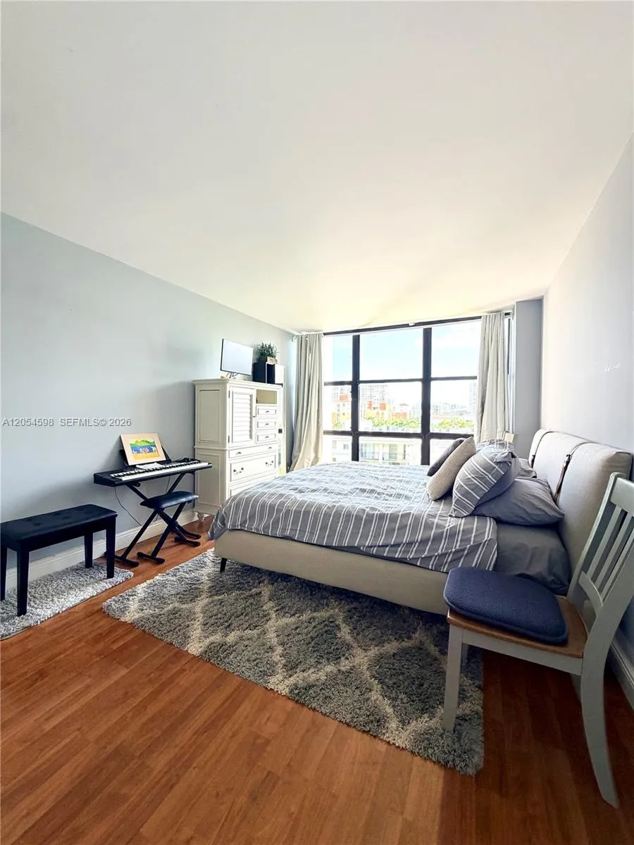 17021 Bay Rd #802 Sunny Isles Beach, FL 33160