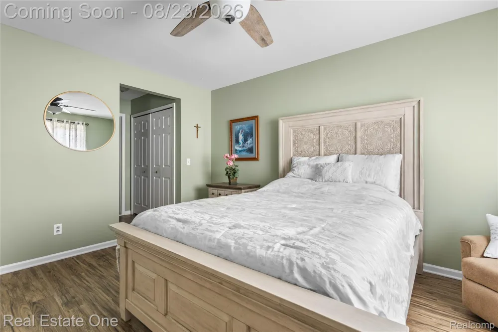 18515 Brookside Lane #16 Clinton Charter Township, MI 48038