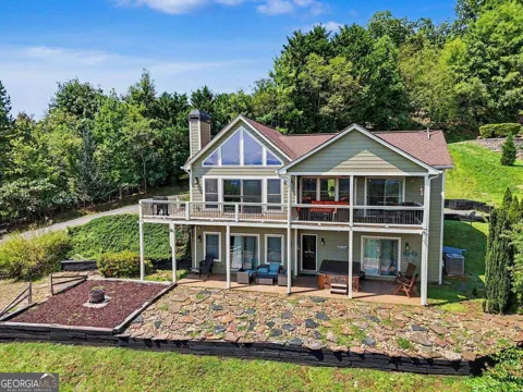 575 Longview DR